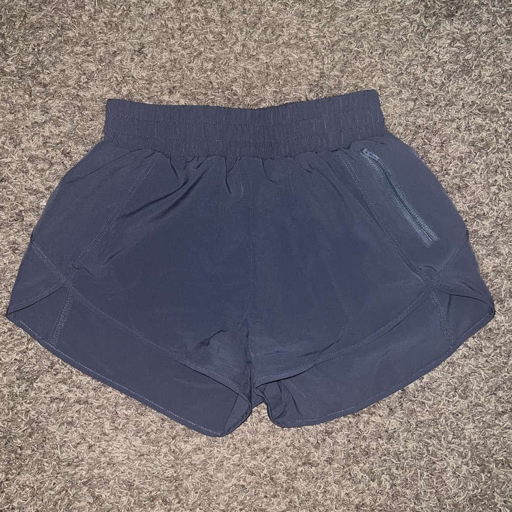 Amazon Shorts - Picture 2 of 4